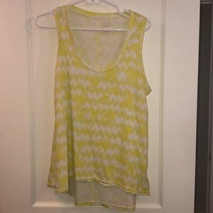 Yellow and white patterned tank